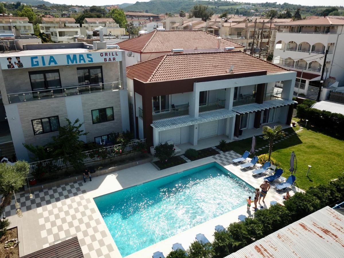 Ellinfos Aparthotel Hanioti Exterior foto