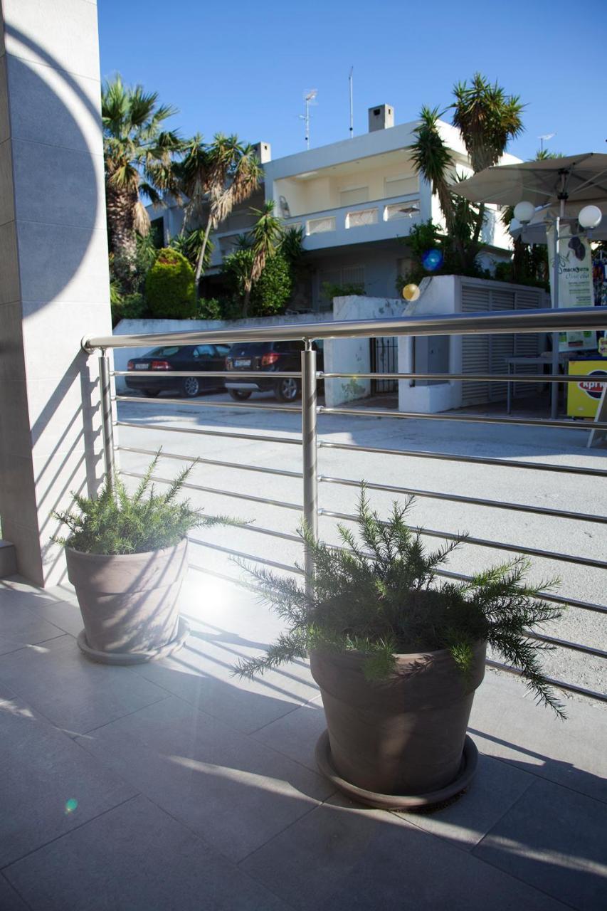 Ellinfos Aparthotel Hanioti Exterior foto